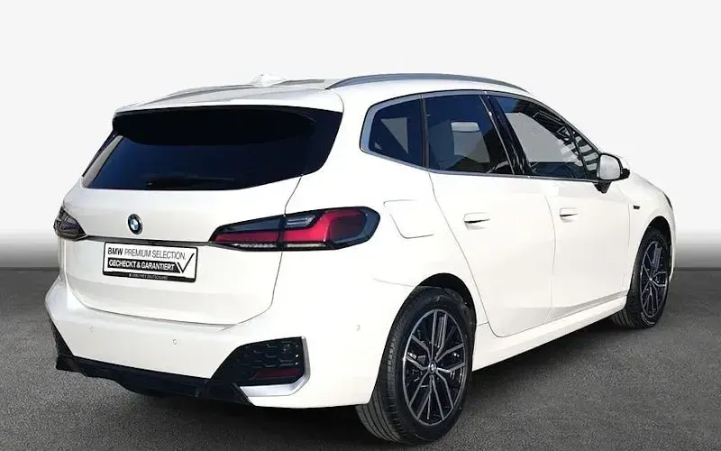 Nowe BMW 320 Performance 184 KM (135 kW) 2026 Czarny Kombi