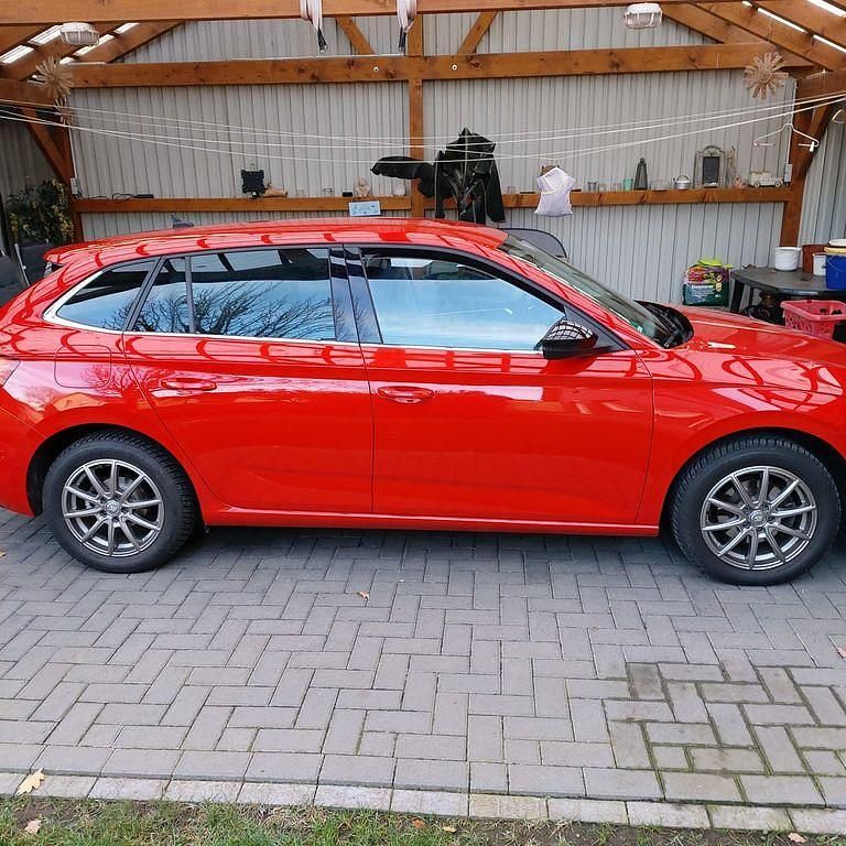 Gebraucht Skoda Scala Style 150 PS (110 kW) 2019 Rot Kleinwagen