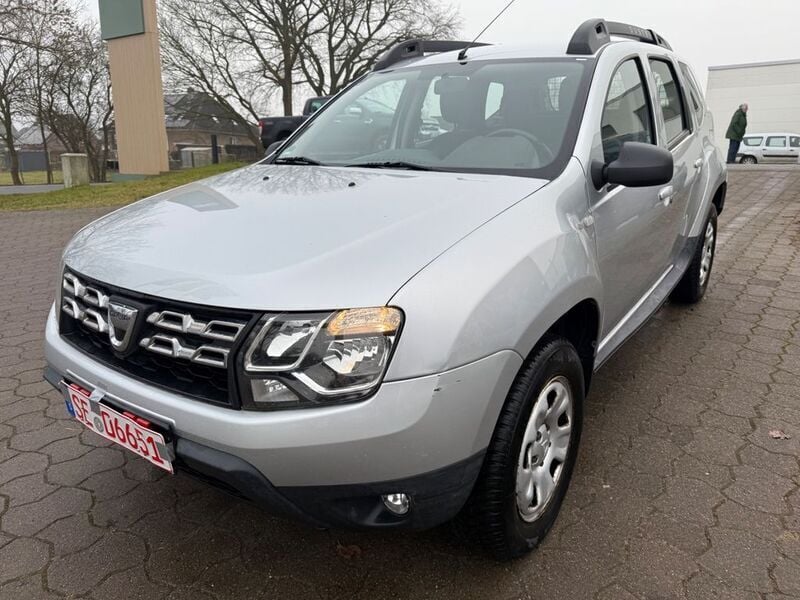 Grau Gebraucht 2015 Dacia Duster SUV | 6.490 € (Guter Preis) - Bild 1/4