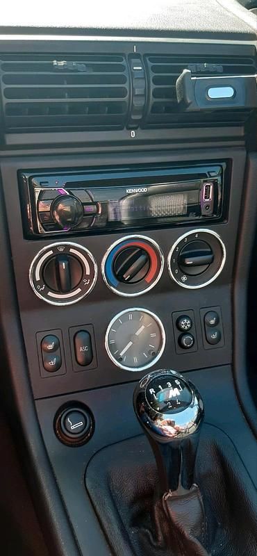 Gebraucht BMW Z3 118 PS (86 kW) 2001 Schwarz Cabrio