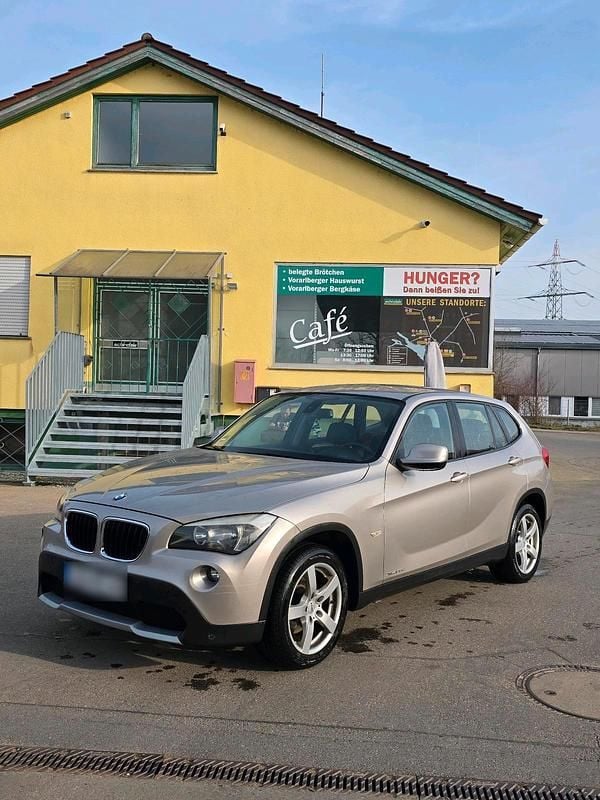 Gebraucht BMW X1 177 PS (130 kW) 2010 Gold SUV