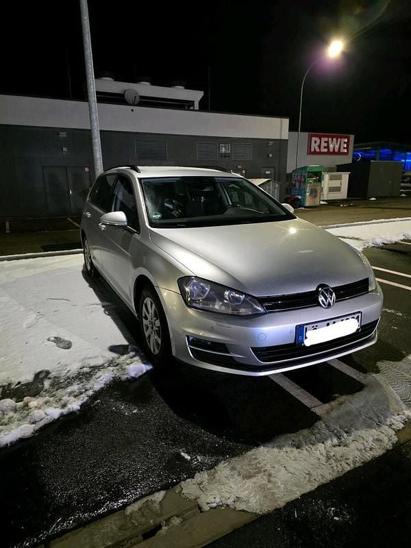 Gebraucht VW Golf VII 122 PS (89 kW) 2013 Silber Kombi