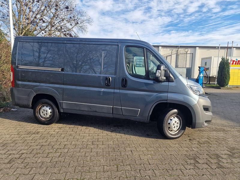 Gebraucht Fiat Ducato 116 PS (85 kW) 2017 Grau Van