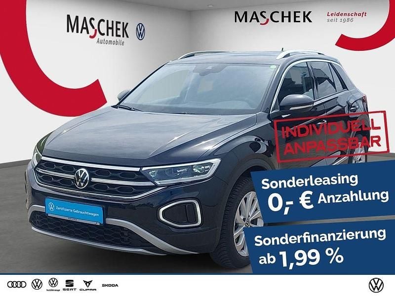 Deep black perleffekt Gebraucht 2024 VW T-Roc Style SUV | 26.220 € (Superpreis) - Bild 1/4