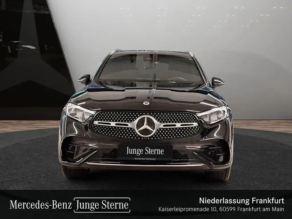 Gebraucht Mercedes GLC220 AMG 197 PS (144 kW) 2025 Schwarz SUV