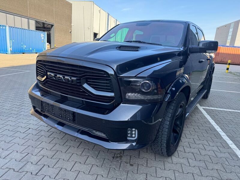 Schwarz Gebraucht 2018 Dodge Ram Abholung | 26.350 € (Superpreis) - Bild 1/4
