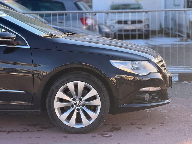 Gebraucht VW Passat Basis 160 PS (117 kW) 2010 Limousine