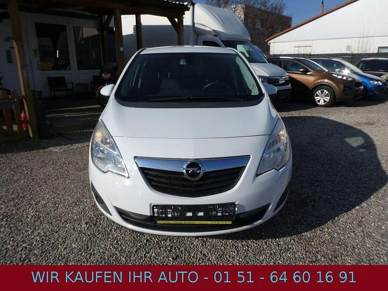 Gebraucht Opel Meriva Edition 110 PS (80 kW) 2010 Weiß Van / Kleinbus