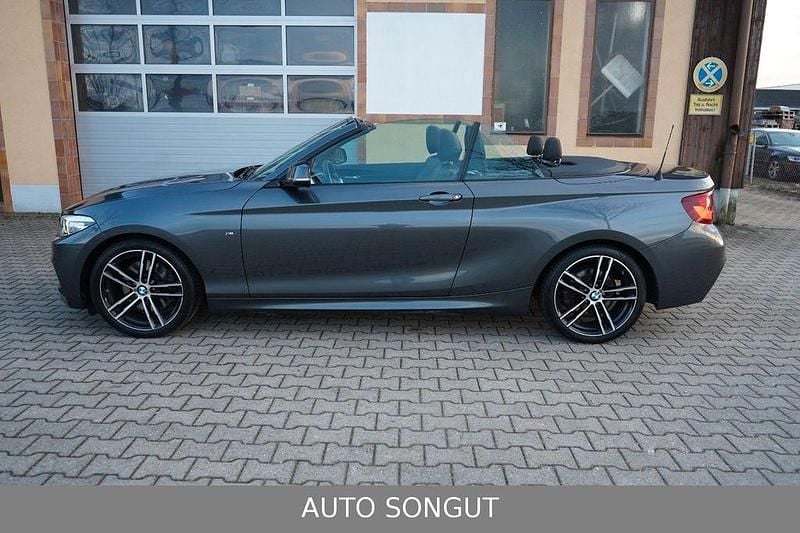 Gebraucht BMW 230 M Sport 252 PS (185 kW) 2021 Grau Cabrio