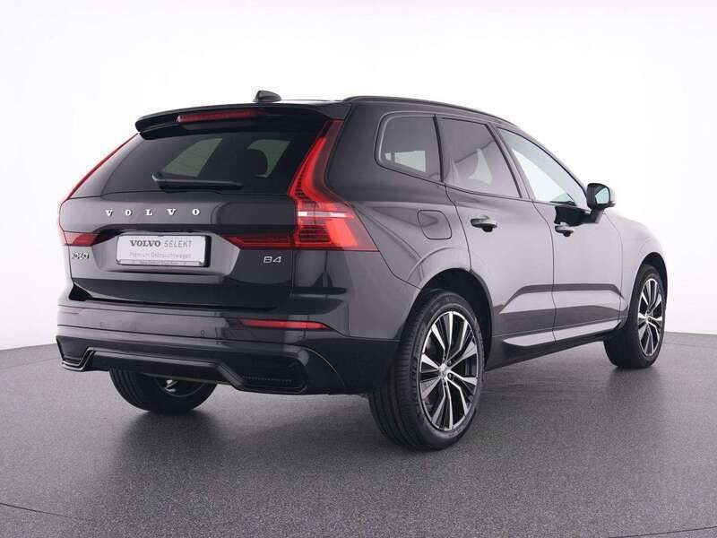 Gebraucht Volvo XC60 Plus 197 PS (144 kW) 2023 Schwarz SUV