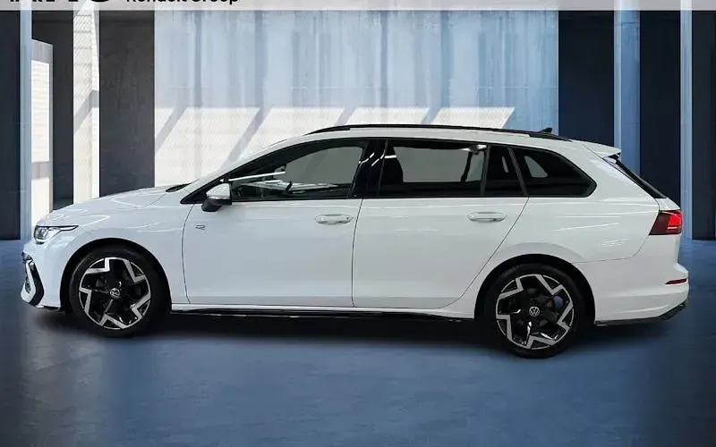 Gebraucht VW Golf VIII R-line 150 PS (110 kW) 2025 Weiß Kombi
