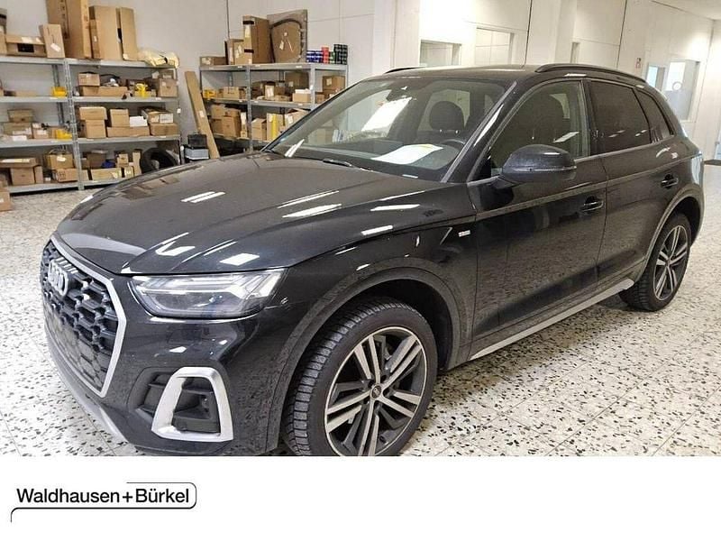 Mythosschwarz (metallic) Gebraucht 2022 Audi Q5 S-Line SUV | 33.950 € (Fairer Preis) - Bild 1/3