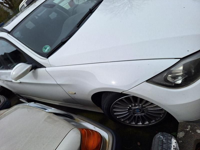 Gebraucht BMW 320 170 PS (125 kW) 2008 Weiß Kombi