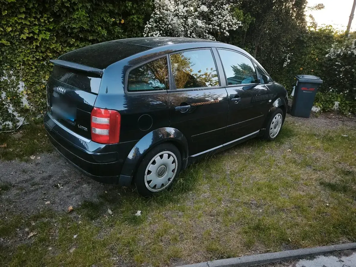 Gebraucht Audi A2 75 PS (55 kW) 2000 Blau Kleinwagen