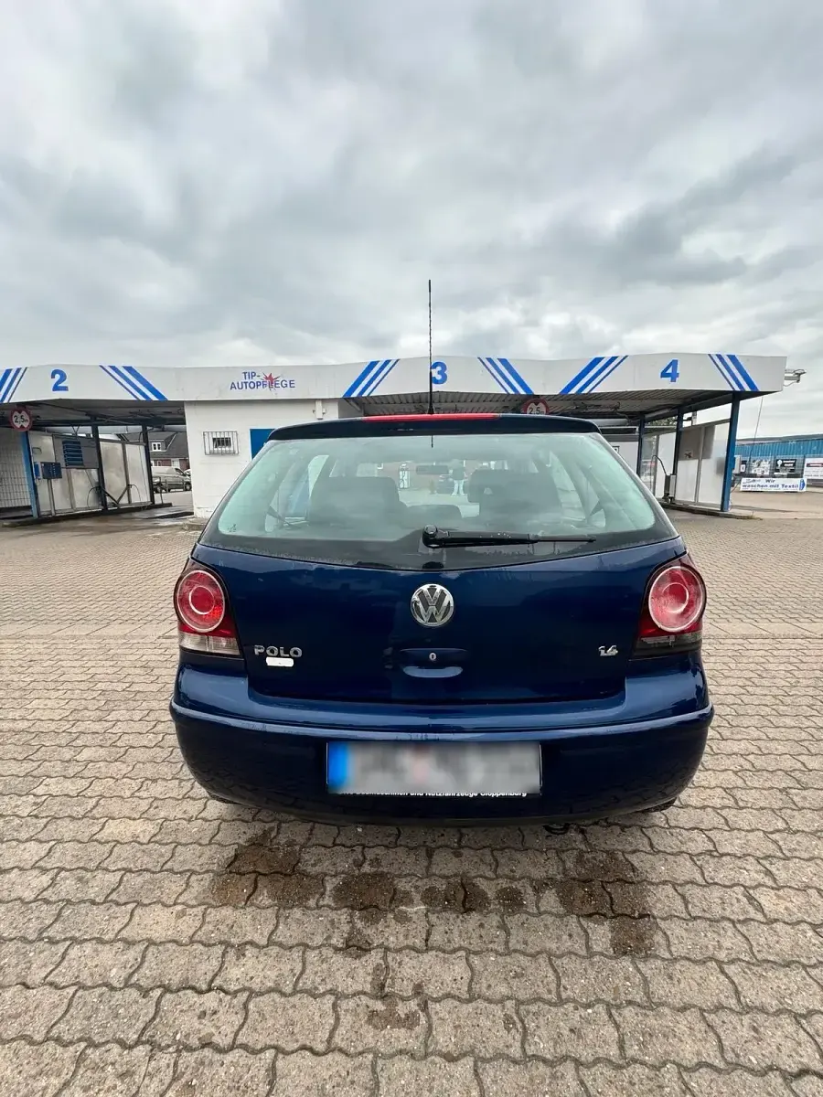 Gebraucht VW Polo 75 PS (55 kW) 2005 Blau Kleinwagen