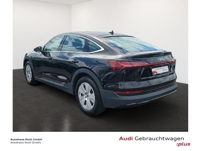 Gebraucht Audi e-tron Basis 230 kW (313 PS) 2021 Schwarz SUV