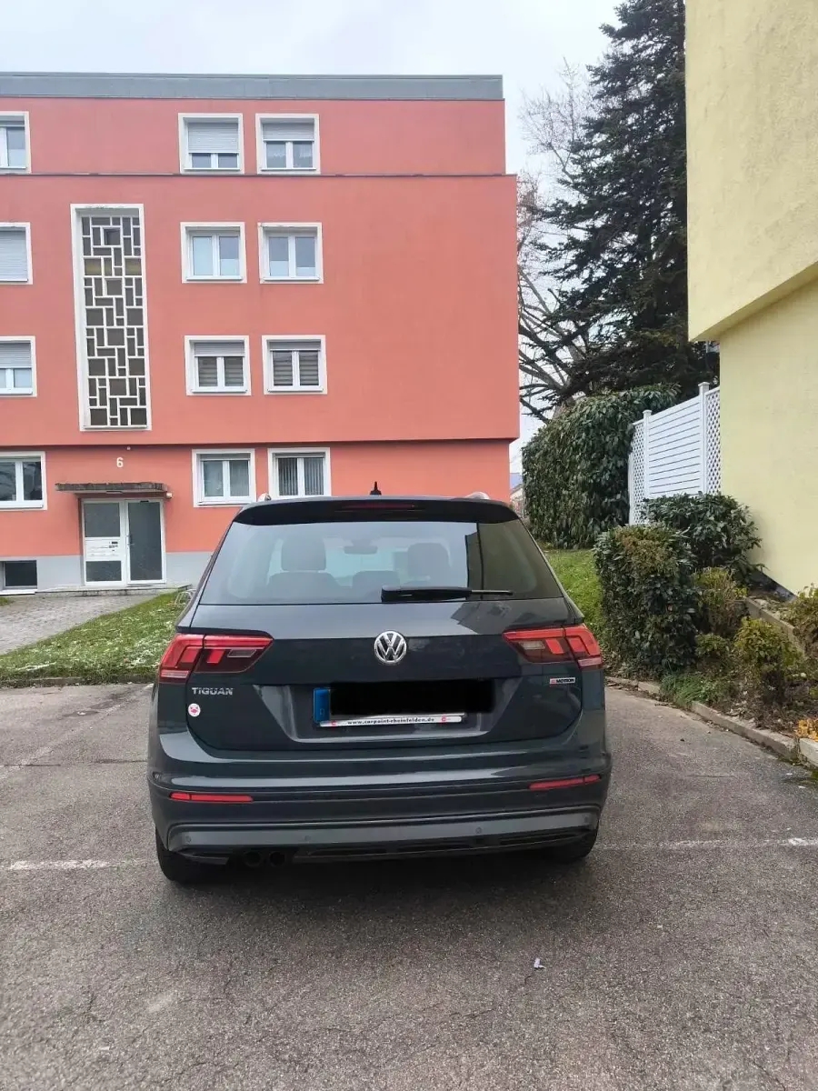 Gebraucht VW Tiguan 190 PS (139 kW) 2018 Grau SUV