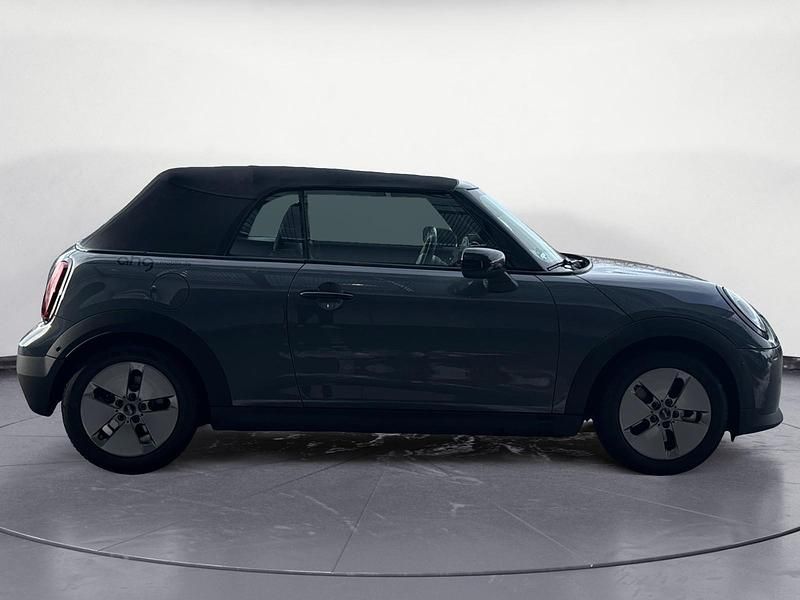 Gebraucht Mini Cooper Cabriolet 163 PS (119 kW) 2025 Grau Cabrio