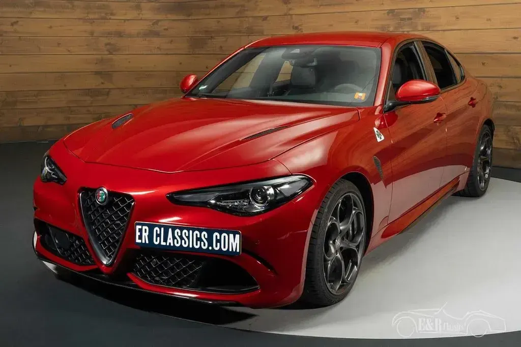 Gebraucht Alfa Romeo Giulia Quadrifoglio 508 PS (373 kW) 2019 Rot Limousine