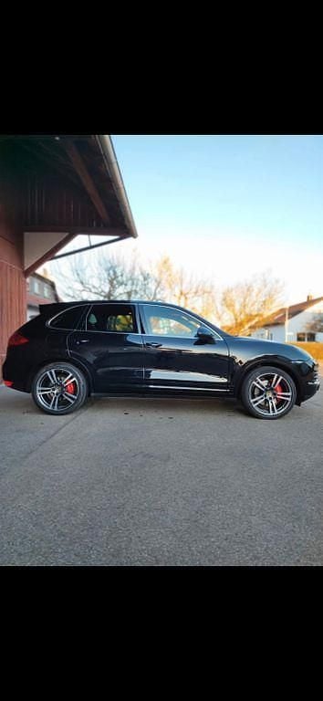 Schwarz Gebraucht 2014 Porsche Cayenne S SUV | 27.900 € (Superpreis) - Bild 1/4