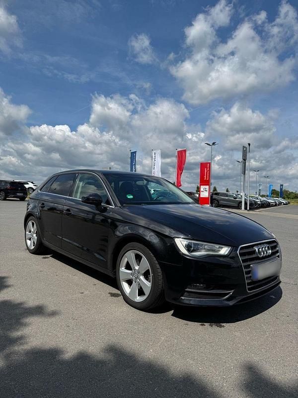 Gebraucht Audi A3 Ambiente 150 PS (110 kW) 2013 Schwarz Limousine