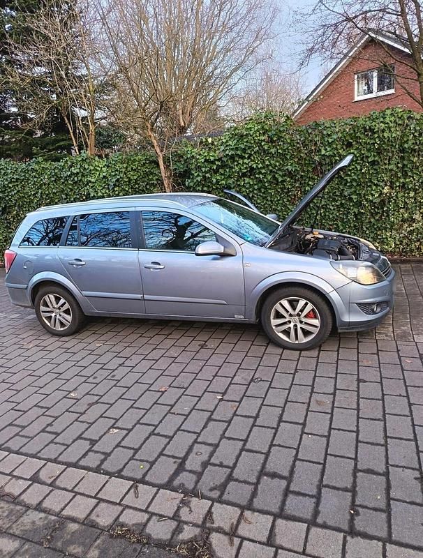 Usata Opel Astra 2009 Argento Station wagon