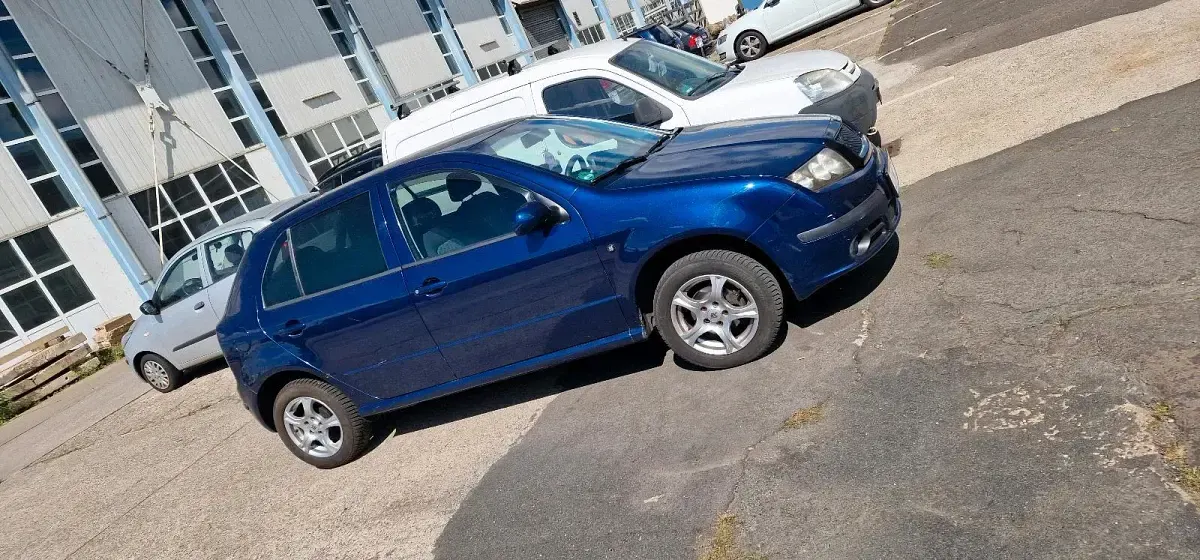 Gebraucht Skoda Fabia 80 PS (58 kW) 2007 Blau Kleinwagen