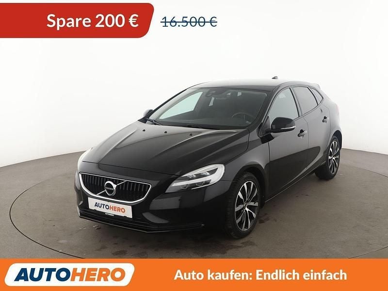Schwarz Gebraucht 2019 Volvo V40 Momentum Limousine | 16.300 € (Fairer Preis) - Bild 1/3