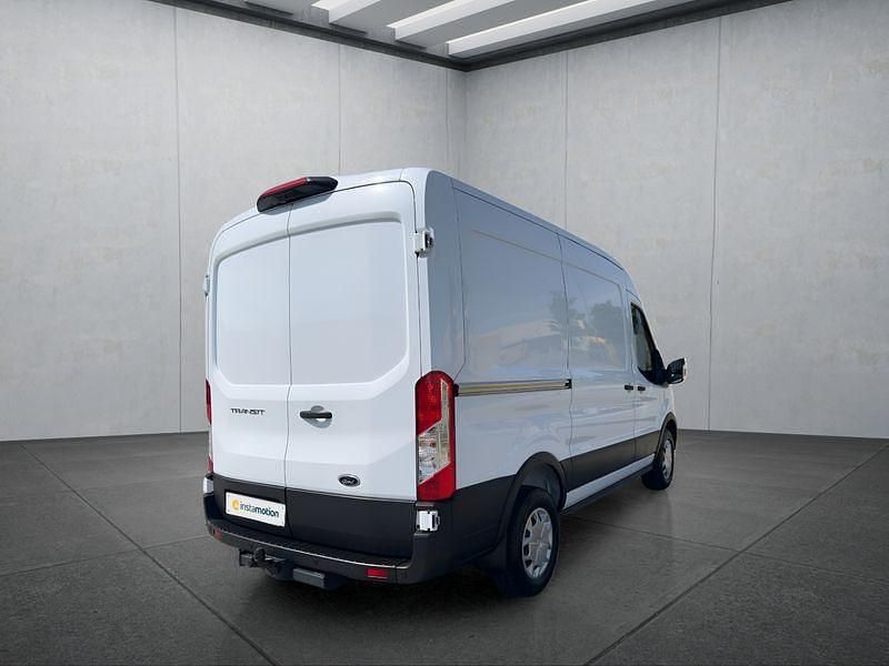 Gebraucht Ford Transit 131 PS (96 kW) 2025 Weiß Limousine