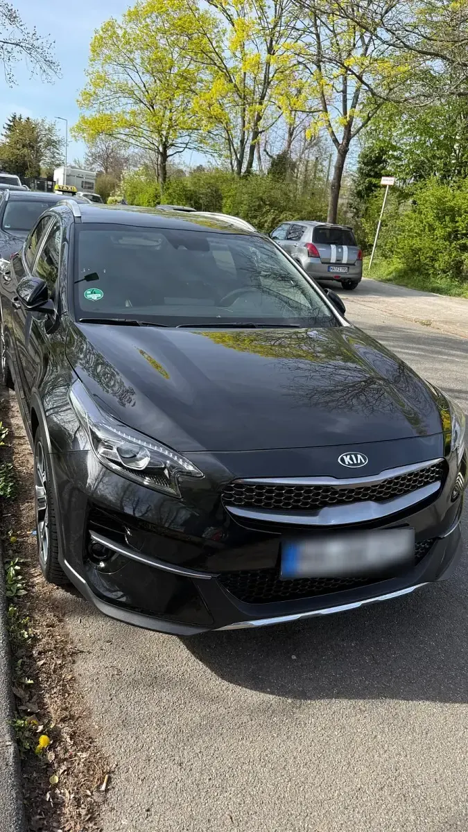 Second-hand Kia XCeed 140 CP (102 kW) 2020 Negru SUV