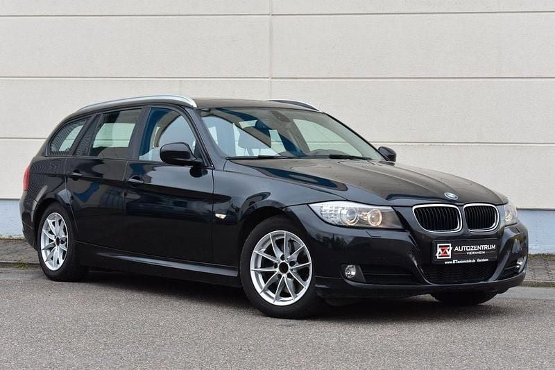 Gebraucht BMW 320 Performance 184 PS (135 kW) 2011 Schwarz Kombi