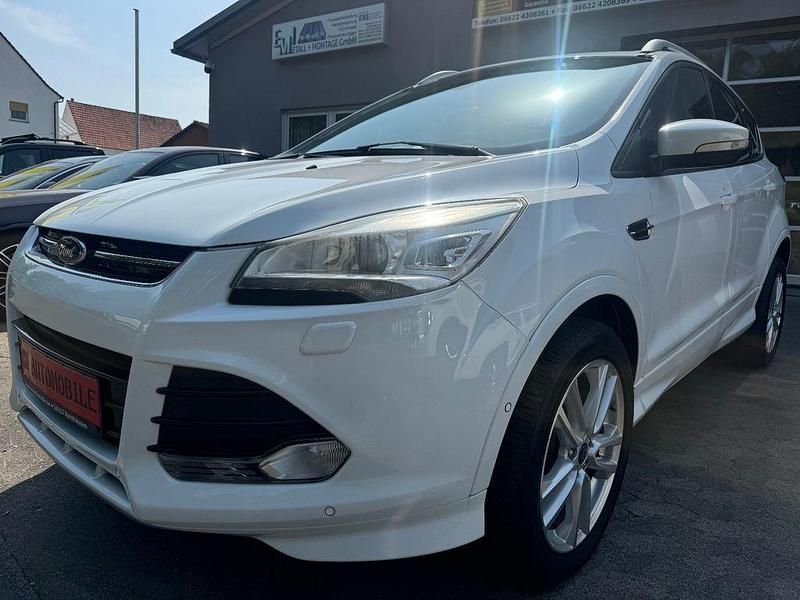 Weiß Gebraucht 2014 Ford Kuga Individual SUV | 11.290 € (Guter Preis) - Bild 1/4
