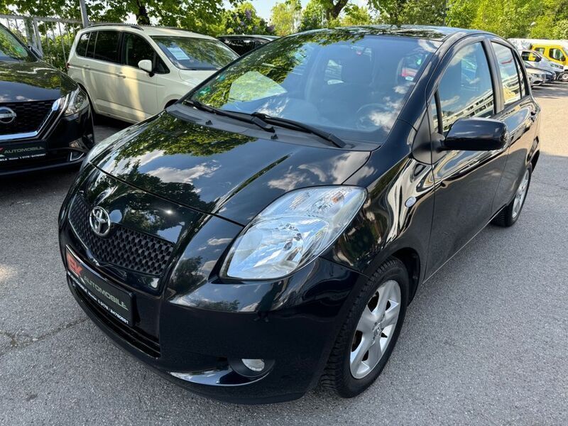 Schwarz Gebraucht 2007 Toyota Yaris Executive Limousine | 4.250 € (Etwas zu teuer) - Bild 1/4