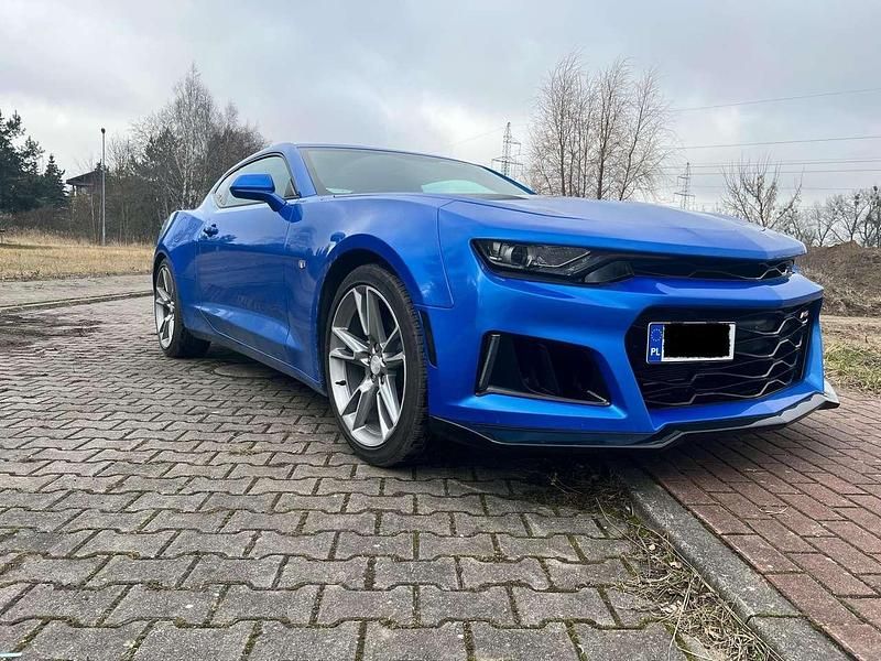 Gebraucht 2024 Chevrolet Camaro Coupé | 37.000 € - Bild 1/4