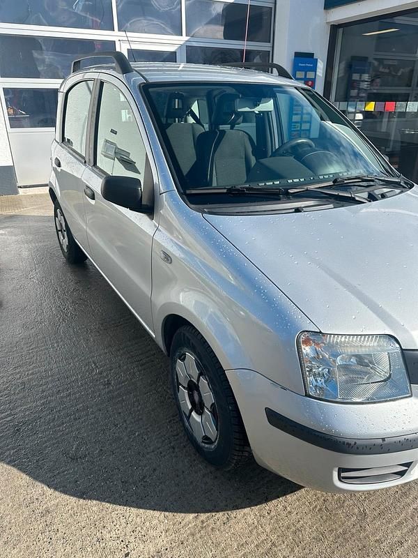 Gebraucht Fiat Panda 54 PS (39 kW) 2009 Silber Kleinwagen