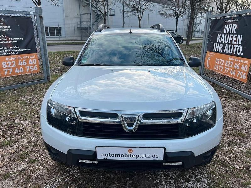 Gebraucht Dacia Duster Lauréate 105 PS (77 kW) 2012 Weiß SUV