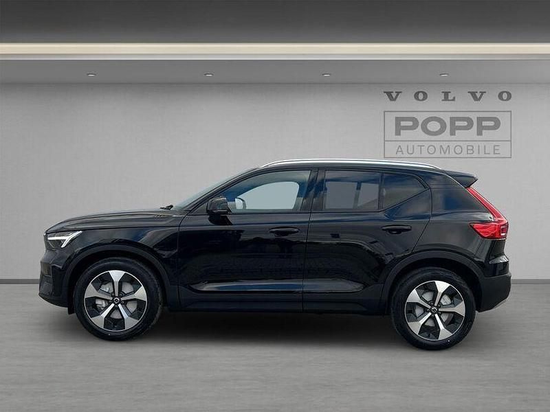 Gebraucht Volvo XC40 Core 163 PS (119 kW) 2025 Onyx black SUV