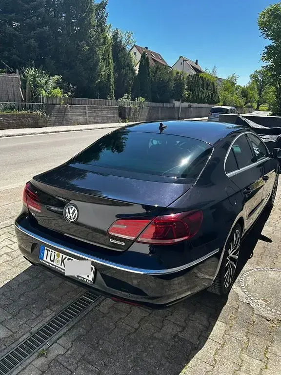 Usado VW CC 140 HP (102 kW) 2012 Preto Sedan