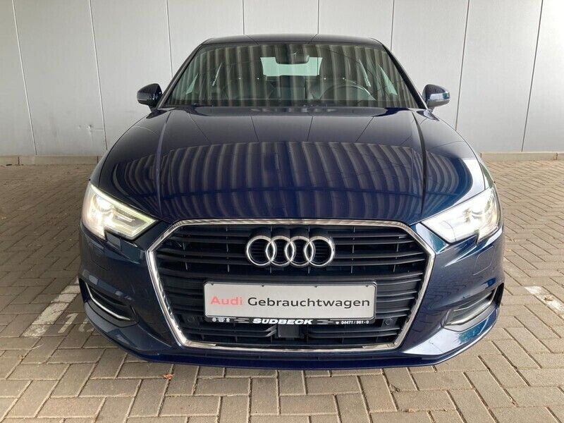 Gebraucht Audi A3 Design 150 PS (110 kW) 2019 Kosmosblau Limousine