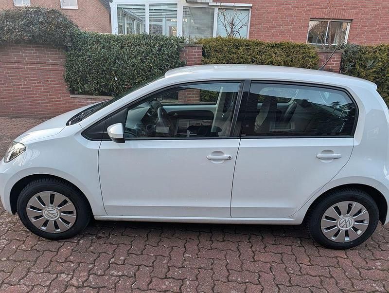 Gebraucht VW up! 65 PS (47 kW) 2021 Weiß Kleinwagen