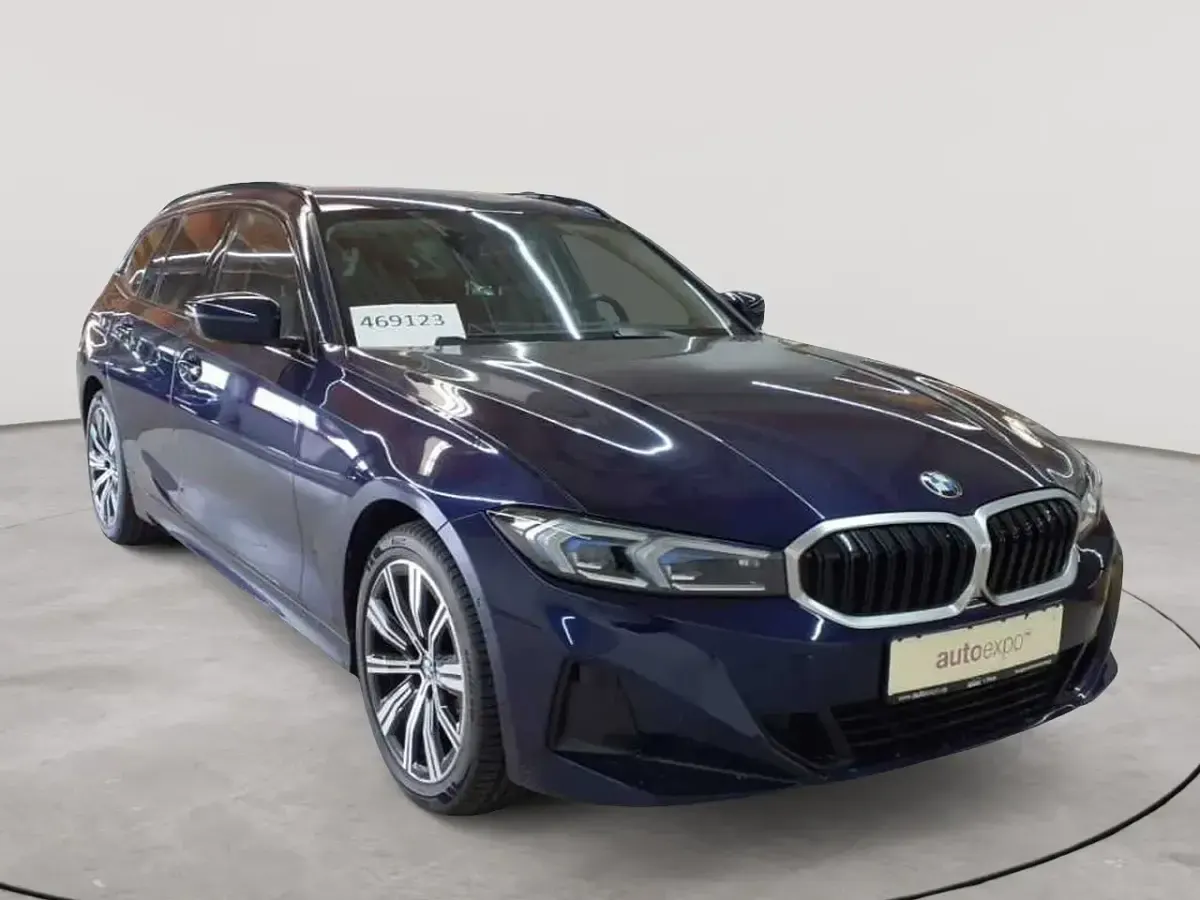 Gebraucht BMW 320 Sport Line 190 PS (139 kW) 2023 Kombi