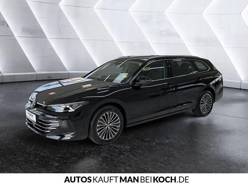 Gebraucht VW Passat Elegance 150 PS (110 kW) 2025 Schwarz Kombi
