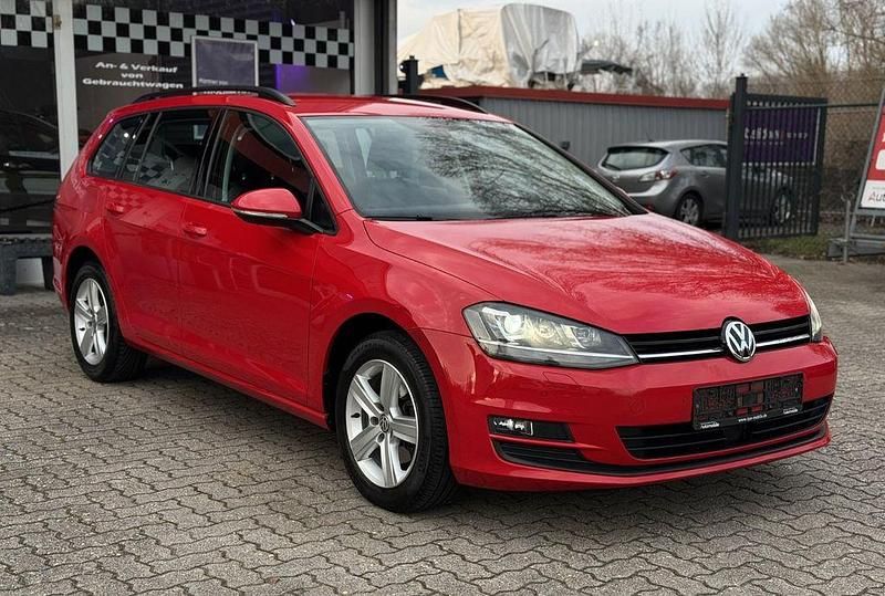 Gebraucht VW Golf VII 110 PS (80 kW) 2016 Rot Limousine