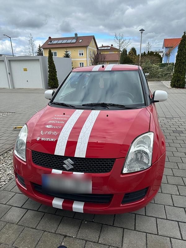 Gebraucht Suzuki Swift 92 PS (67 kW) 2007 Rot Kleinwagen