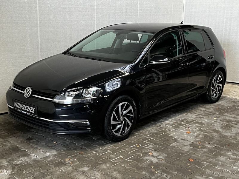 Schwarz Gebraucht 2018 VW Golf VII Join Limousine | 15.840 € (Etwas zu teuer) - Bild 1/4