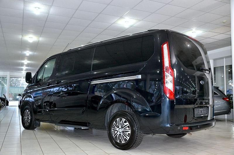 Gebraucht Ford Transit Custom Titanium 125 PS (91 kW) 2016 Schwarz Kombi