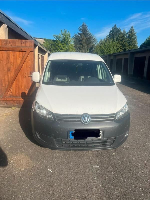 Weiß Gebraucht 2015 VW Caddy Van / Kleinbus | 7.500 € (Fairer Preis) - Bild 1/4