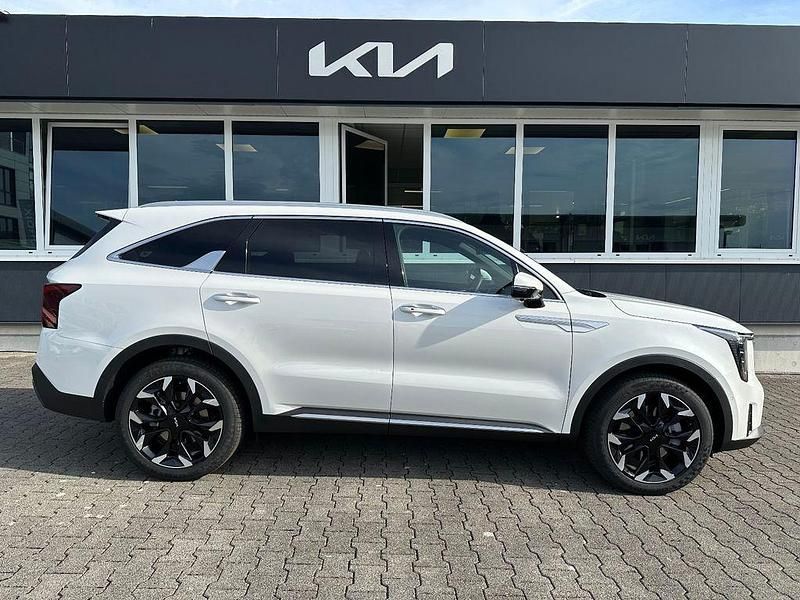 Weiß Neu 2025 Kia Sorento Platinum SUV | 60.990 € (Fairer Preis) - Bild 1/4