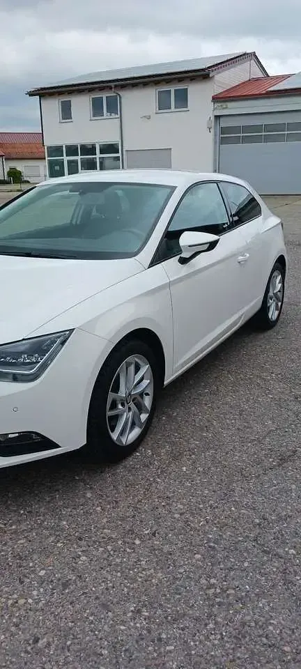 Używany Seat Leon Style 125 KM (91 kW) 2015 Biały Coupe
