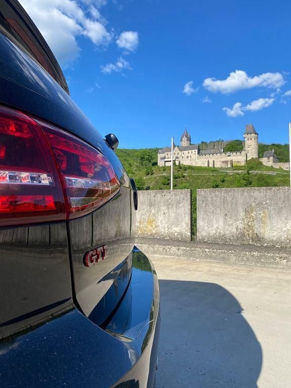 Gebraucht VW Golf VII GTI 230 PS (169 kW) 2016 Schwarz Limousine